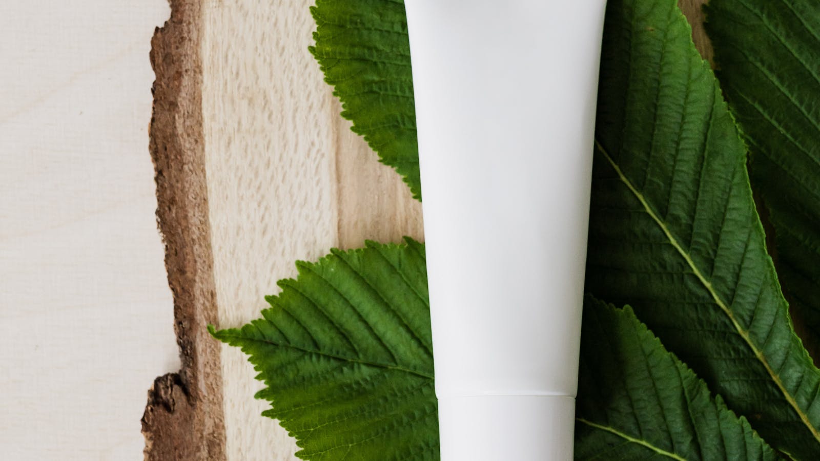 Sérum con ácido láctico para exfoliación suave