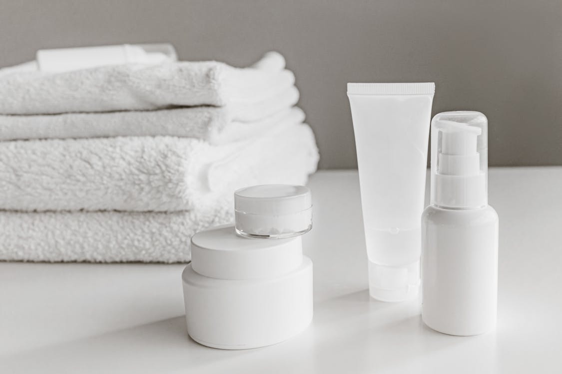 Productos de cuidado facial con pantenol