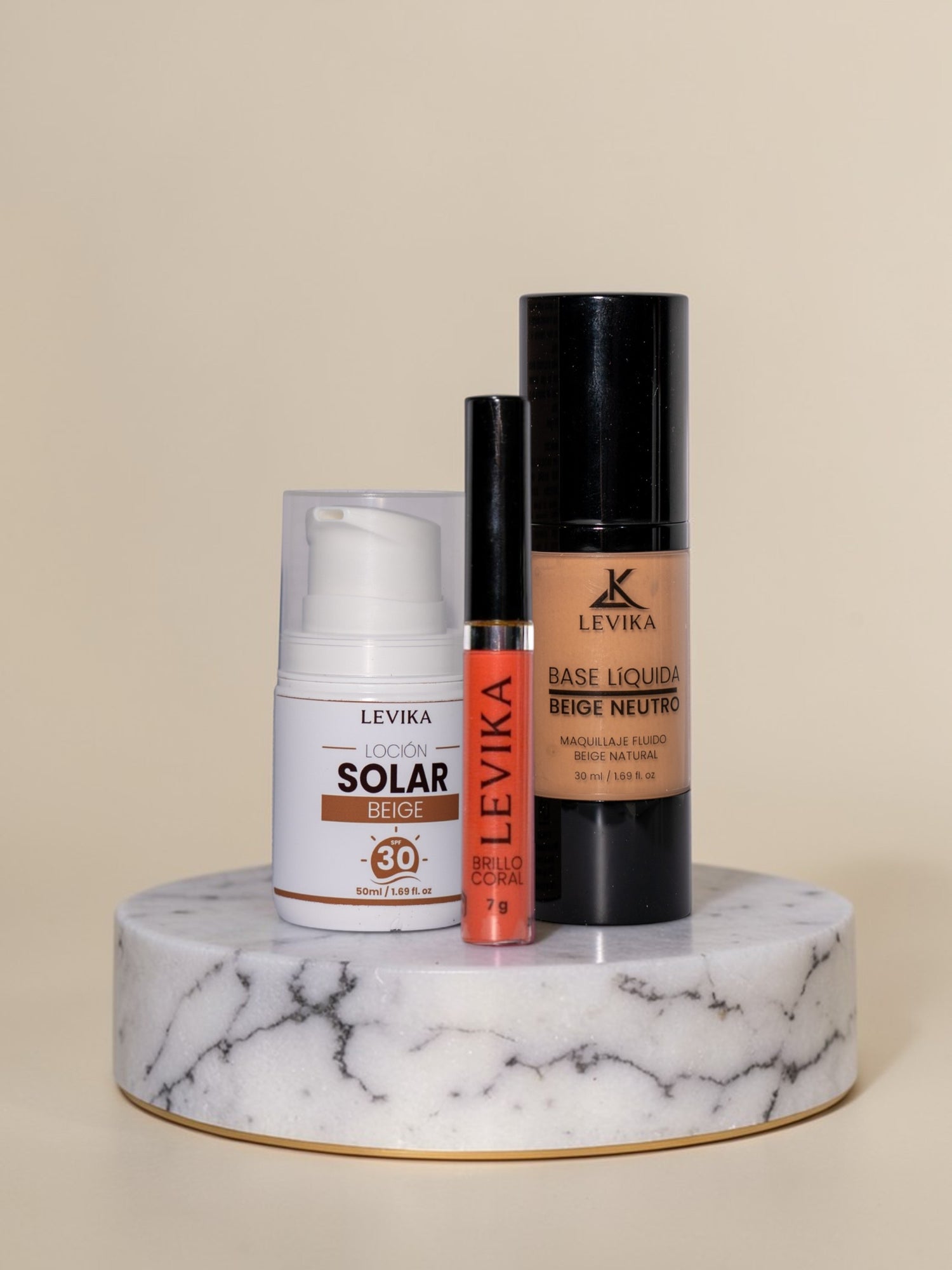 Kit Maquillaje Natural Rosa Coral LEVIKA - Base, brillo labios y protección solar