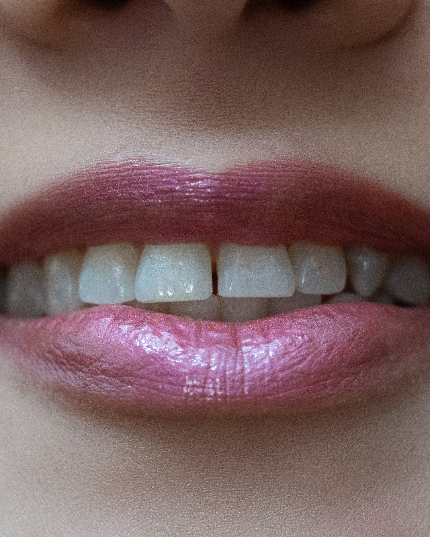 Brillo de Labios Rosa Intenso